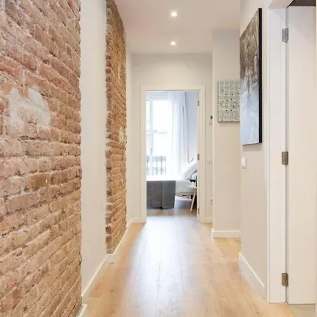 Apartment Stylish And Centric 2-bedroom In Eixample &terrace P2 Barcelona