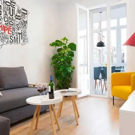 Stylish And Centric 2-bedroom In Eixample &terrace P2 *