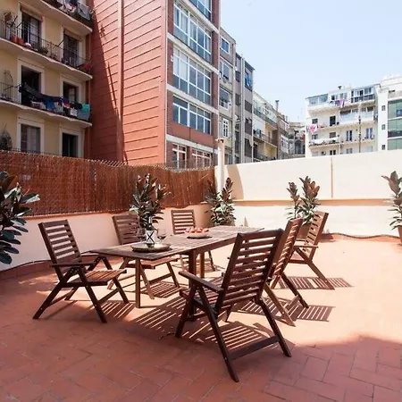 Stylish And Centric 2-bedroom In Eixample &terrace P2 Barcelona