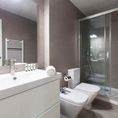 Apartment Stylish And Centric 2-bedroom In Eixample &terrace P2 *