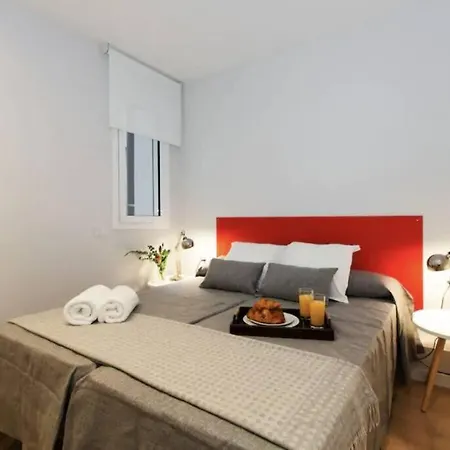 Apartment Stylish And Centric 2-bedroom In Eixample &terrace P2 *